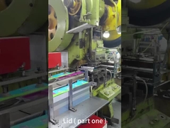 Cree el huevo de Halloween para requisitos particulares formó la caja de regalo del chocolate de Tin With Ribbon Hanger Holiday